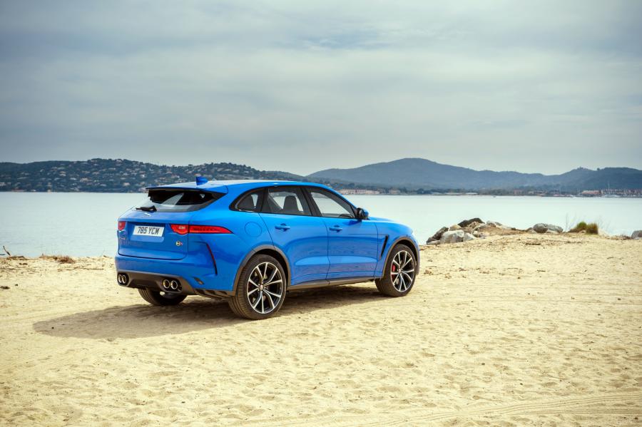  Jaguar F-Pace SVR 2018 года  (WW) (фото 101 из 115)